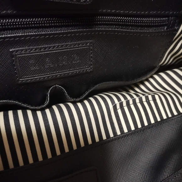 L. A. M. B WHITE AND BLACK LEATHER BAG. - Picture 10 of 10